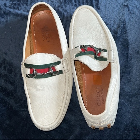 Gucci White Leather Loafers with Green and Red Accents - Picture 1 of 6